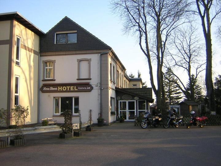 Hotel Zum Grunewald Динслакен Экстерьер фото